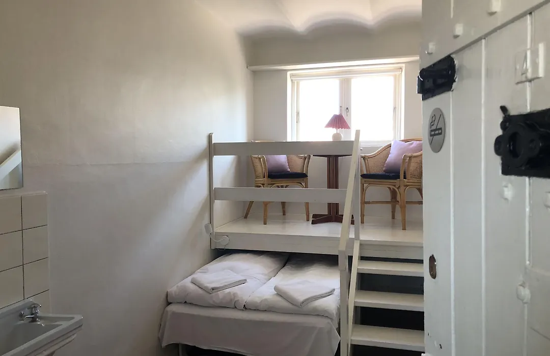 Den Gamle Arrest-1